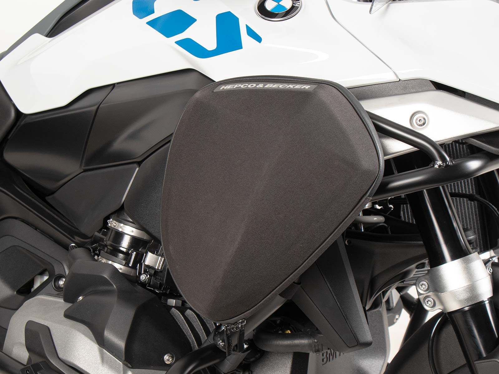 Hepco en Becker tank valbeugel tassenset HE6401000001 4