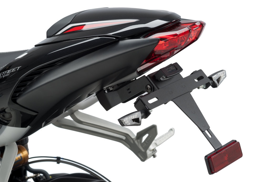 Puig kentekenplaathouder Triumph Daytona / Street Triple vanaf 2013 